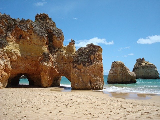 The Algarve Rocks